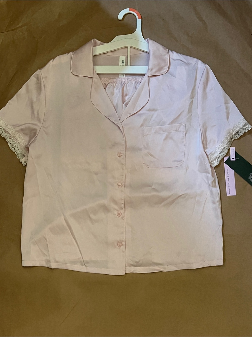 Women's  Satin Pajama Shorts & Top - Light Pink - need to be washed pallet dust